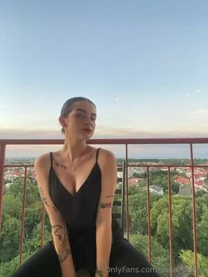 Sofia Caress OnlyFans Leaked Free Thumbnail Picture - #64ICPoYMCq