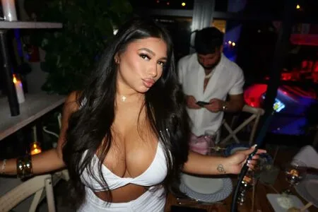 Sofia Deroian OnlyFans Leaked Free Thumbnail Picture - #1CPKl3hx12