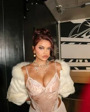 Sofia Jamora OnlyFans Leaked Free Thumbnail Picture - #4MNJzNt5b0