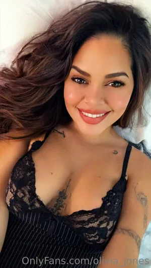 Sofia Jones2 OnlyFans Leaked Free Thumbnail Picture - #FcREstGvc2