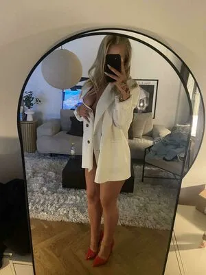 Sofia Lundback OnlyFans Leaked Free Thumbnail Picture - #e5EUu2Ys1D