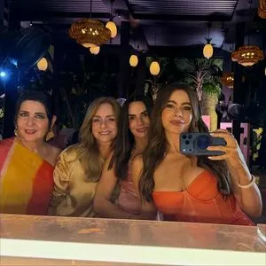 Sofia Vergara OnlyFans Leaked Free Thumbnail Picture - #6HmT1XxhTv