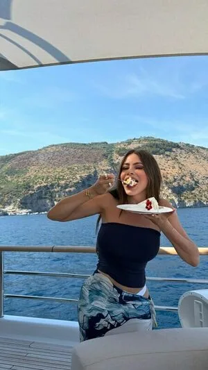 Sofia Vergara OnlyFans Leaked Free Thumbnail Picture - #Ggv3yV2sCa