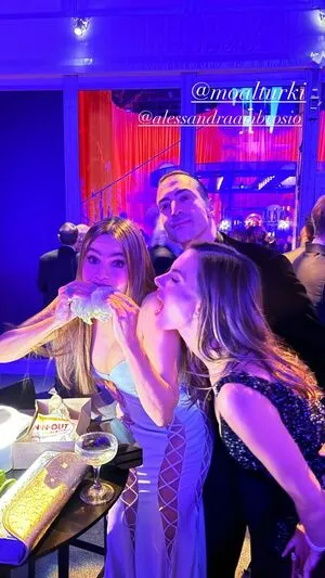 Sofia Vergara OnlyFans Leaked Free Thumbnail Picture - #owKEF6xxk4