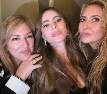 Sofia Vergara OnlyFans Leaked Free Thumbnail Picture - #uULhVf3NDt