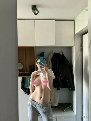 Sofiaa2307 OnlyFans Leaked Free Thumbnail Picture - #sdyjqedgFn