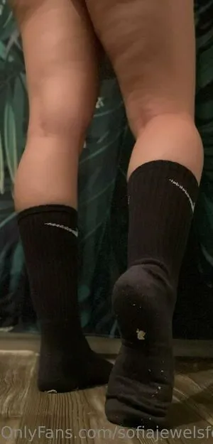 Sofiajewelsfeet OnlyFans Leaked Free Thumbnail Picture - #GRxUPA6f74