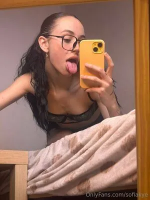 Sofiakye OnlyFans Leaked Free Thumbnail Picture - #OsvJjnyxlu