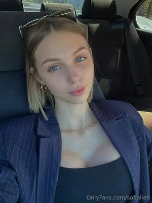 Sofialien OnlyFans Leaked Free Thumbnail Picture - #1MXFgwfcrX
