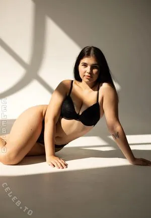 Sofiasun OnlyFans Leaked Free Thumbnail Picture - #49w9Ter2UC