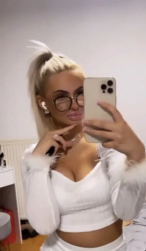 Sofie Christin OnlyFans Leaked Free Thumbnail Picture - #9ipQDN6YAn