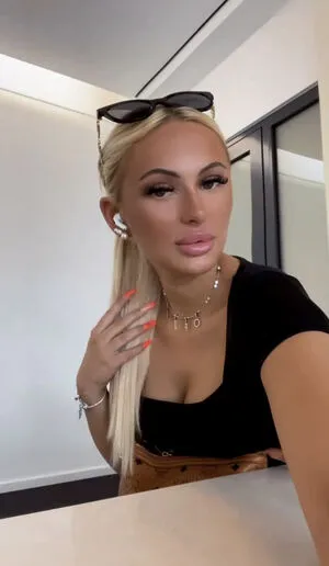 Sofie Christin OnlyFans Leaked Free Thumbnail Picture - #Z2Xq7oiHw3