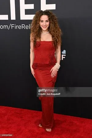 Sofie Dossi OnlyFans Leaked Free Thumbnail Picture - #1FAGr2nwRT