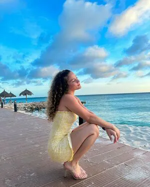 Sofie Dossi OnlyFans Leaked Free Thumbnail Picture - #2FfDpRJySg