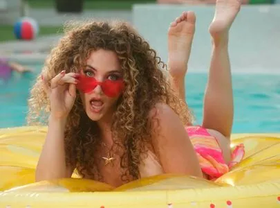 Sofie Dossi OnlyFans Leaked Free Thumbnail Picture - #KKTvprKtUZ