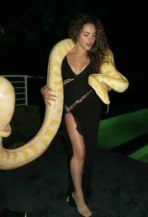 Sofie Dossi OnlyFans Leaked Free Thumbnail Picture - #Ry1OwsCOs1