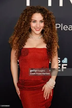 Sofie Dossi OnlyFans Leaked Free Thumbnail Picture - #UFz6fGlzeF