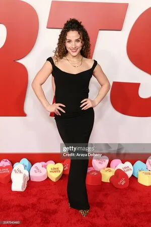 Sofie Dossi OnlyFans Leaked Free Thumbnail Picture - #exKWdUjXp3