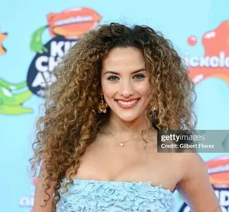 Sofie Dossi OnlyFans Leaked Free Thumbnail Picture - #f9DvVUsqgD