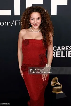 Sofie Dossi OnlyFans Leaked Free Thumbnail Picture - #qYRmhnaeFJ