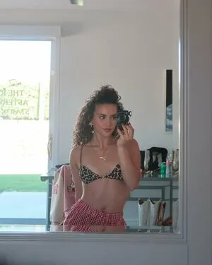 Sofie Dossi OnlyFans Leaked Free Thumbnail Picture - #rZC40TolXN