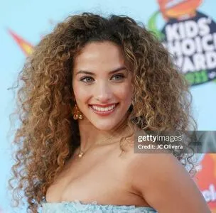 Sofie Dossi OnlyFans Leaked Free Thumbnail Picture - #tuJStgLyCq