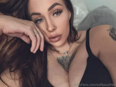 Sofijauufree OnlyFans Leaked Free Thumbnail Picture - #4mj1fudswS