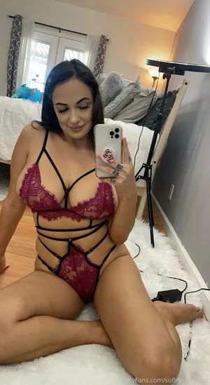 Sofiryanxoxoxo OnlyFans Leaked Free Thumbnail Picture - #oxWt8B7029