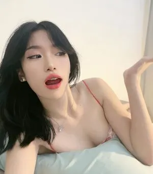 Softiemyra OnlyFans Leaked Free Thumbnail Picture - #ttCy4n2SGD