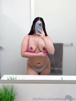 Softlikepancakes OnlyFans Leaked Free Thumbnail Picture - #mwywIm1C1N