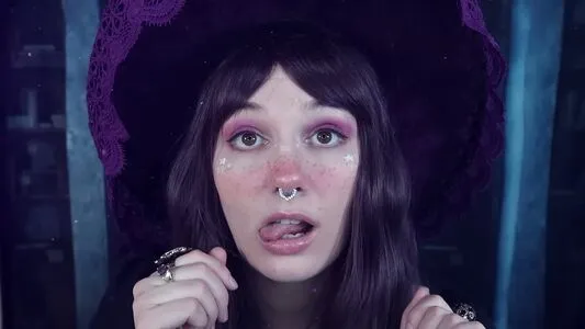 softlygaloshes OnlyFans Leaked Free Thumbnail Picture - #CtgUjtLJeJ