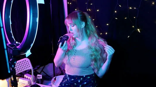 softlygaloshes OnlyFans Leaked Free Thumbnail Picture - #UHDHW6RhWw