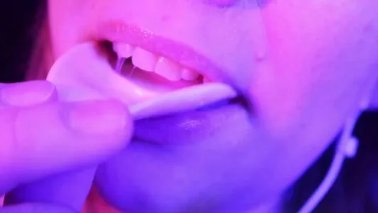 softlygaloshes OnlyFans Leaked Free Thumbnail Picture - #cgUURO1sFh