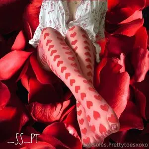 Softsoles Prettytoesxoxo OnlyFans Leaked Free Thumbnail Picture - #3JxjIhS3zb