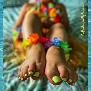 Softsoles Prettytoesxoxo OnlyFans Leaked Free Thumbnail Picture - #TecJOtNHLO