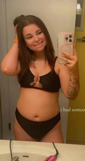 Sogapeach Kwade2k Katiewade2k OnlyFans Leaked Free Thumbnail Picture - #PHeUm7J19p