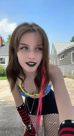 Soggyalien22 OnlyFans Leaked Free Thumbnail Picture - #l8fA7CNOH2