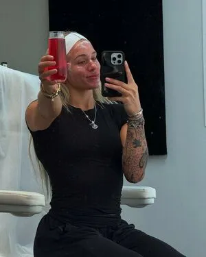 Sol Ruca OnlyFans Leaked Free Thumbnail Picture - #Dma8BA0sPR