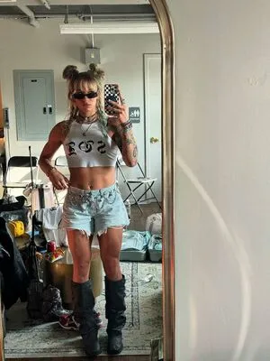 Sol Ruca OnlyFans Leaked Free Thumbnail Picture - #aWNkwC1sIC