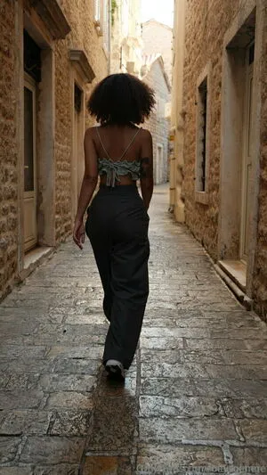 Solangehere OnlyFans Leaked Free Thumbnail Picture - #MELAQke8Xn