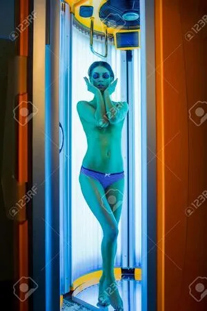 Solarium OnlyFans Leaked Free Thumbnail Picture - #iI7jpqI3Oz