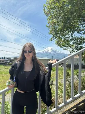 Solazolafree OnlyFans Leaked Free Thumbnail Picture - #iKdbBJqzis