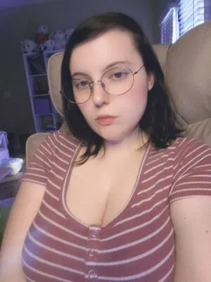 Soleilestelle OnlyFans Leaked Free Thumbnail Picture - #8dfyied91O