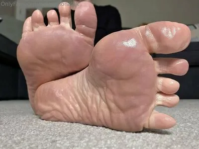 Solesationaluk OnlyFans Leaked Free Thumbnail Picture - #56Jc4CLUUr
