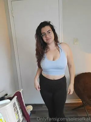 Solesofkat OnlyFans Leaked Free Thumbnail Picture - #MxVBYOFLEq