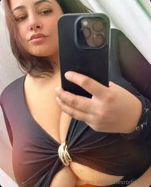 Solesrodriguez OnlyFans Leaked Free Thumbnail Picture - #GOrs3o8bD9