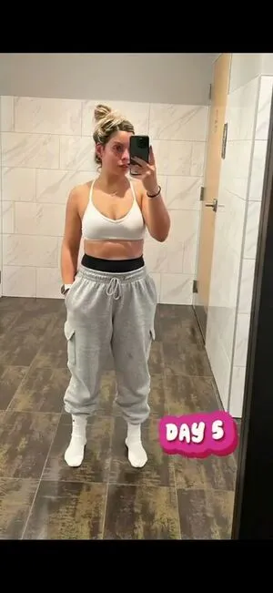 Solibeth Brito OnlyFans Leaked Free Thumbnail Picture - #7IwHzgluUZ