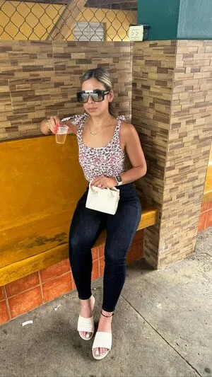 Solibeth Brito OnlyFans Leaked Free Thumbnail Picture - #egXceG2Upf