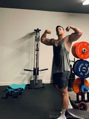 Solid3525 OnlyFans Leaked Free Thumbnail Picture - #wh0Xb8i2r4