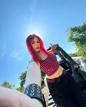 Solomonica De Winter OnlyFans Leaked Free Thumbnail Picture - #vzjY4mxka1